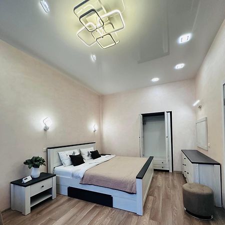 Apartment Forum, Центр Lviv Ngoại thất bức ảnh