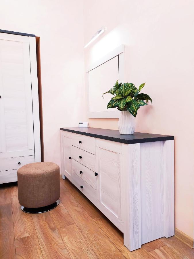 Apartment Forum, Центр Lviv Ngoại thất bức ảnh
